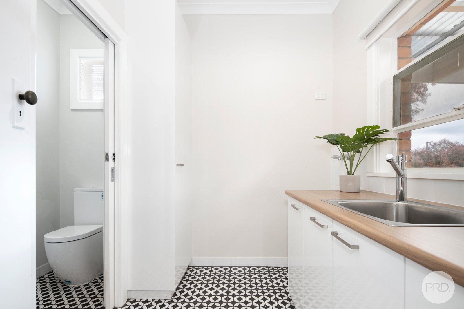 609 Howitt Street SOLDIERS HILL 12