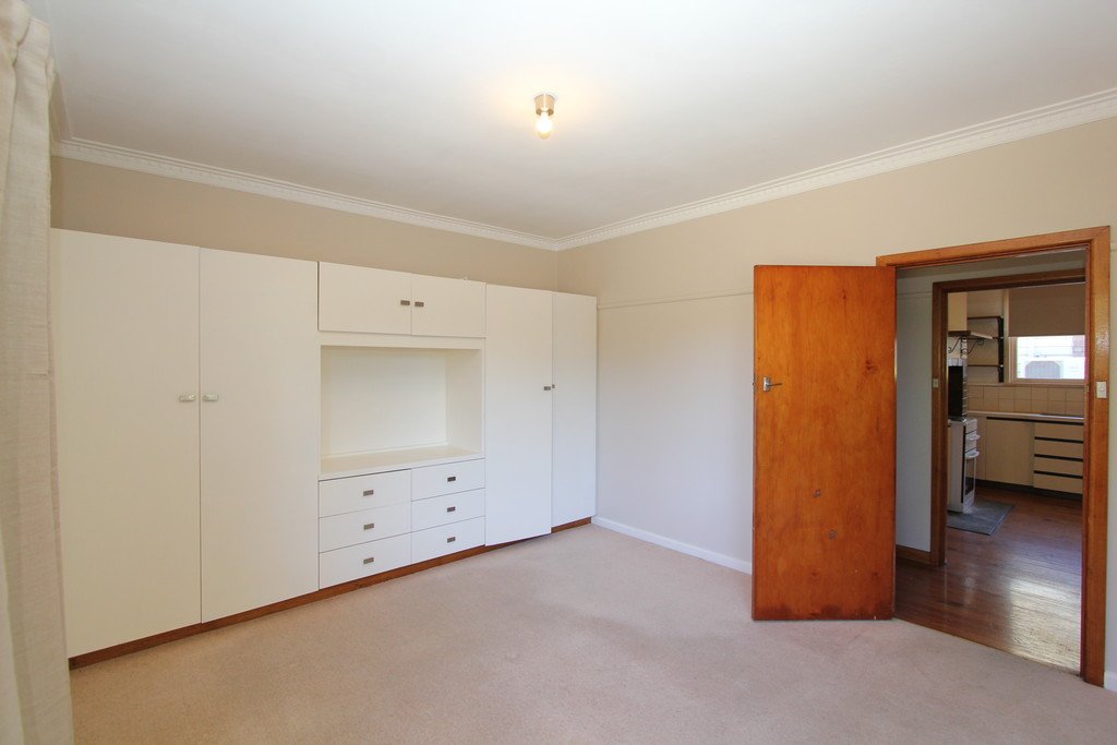 609 Nicholson Street BLACK HILL 8