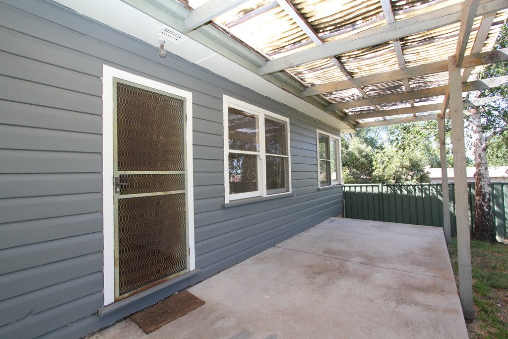 609 Nicholson Street BLACK HILL 13