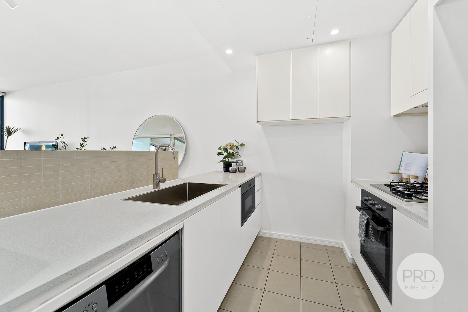 609/103 Forest Road HURSTVILLE 3