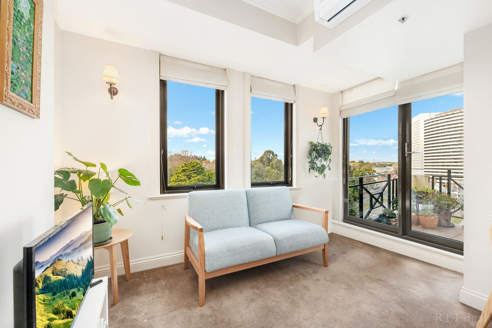 Real Estate and Property in 609/360 St Kilda Road, Melbourne, VIC