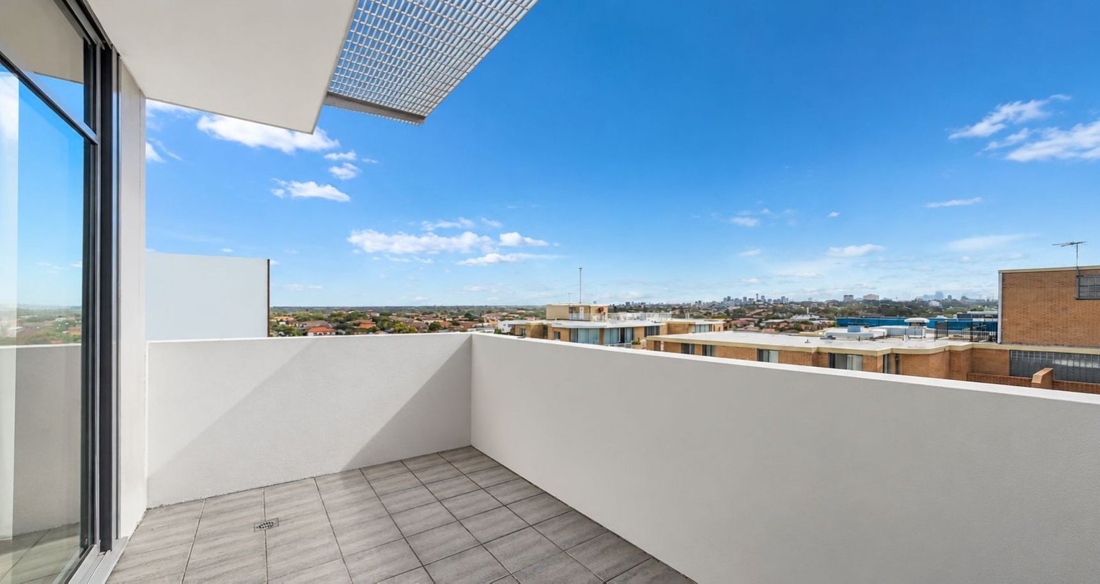 609/717 Anzac Parade MAROUBRA 2