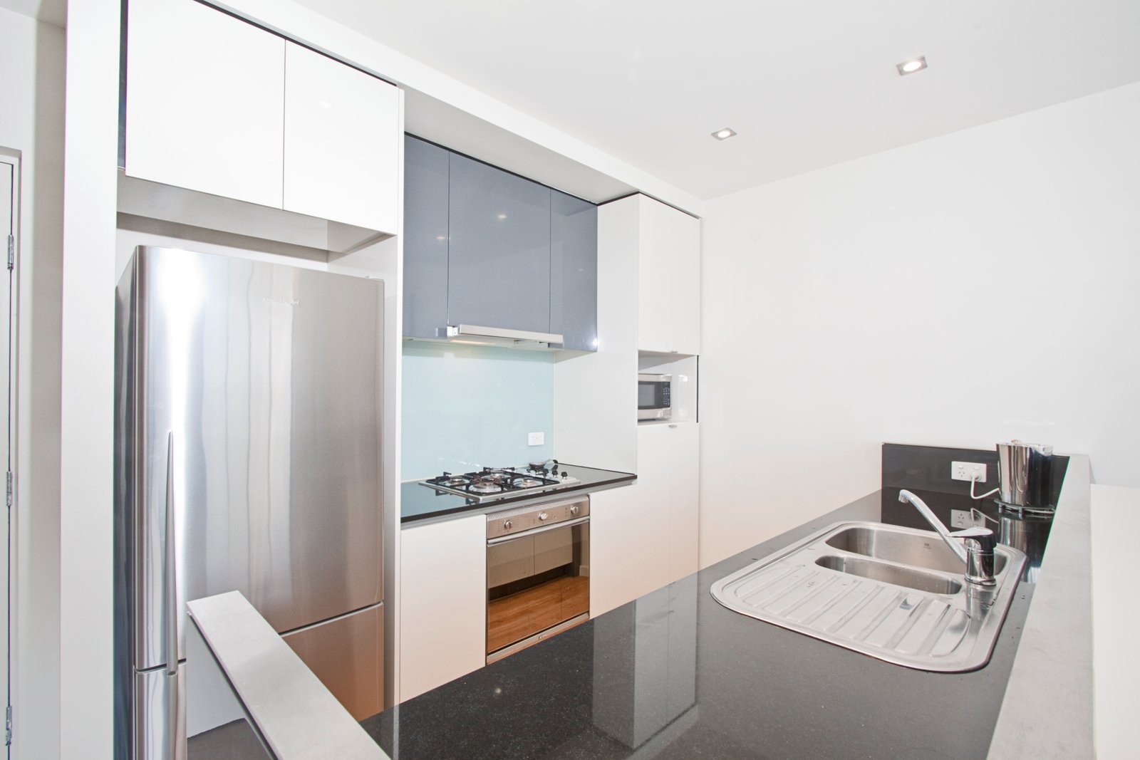 Gallery: 609/93 Dow Street