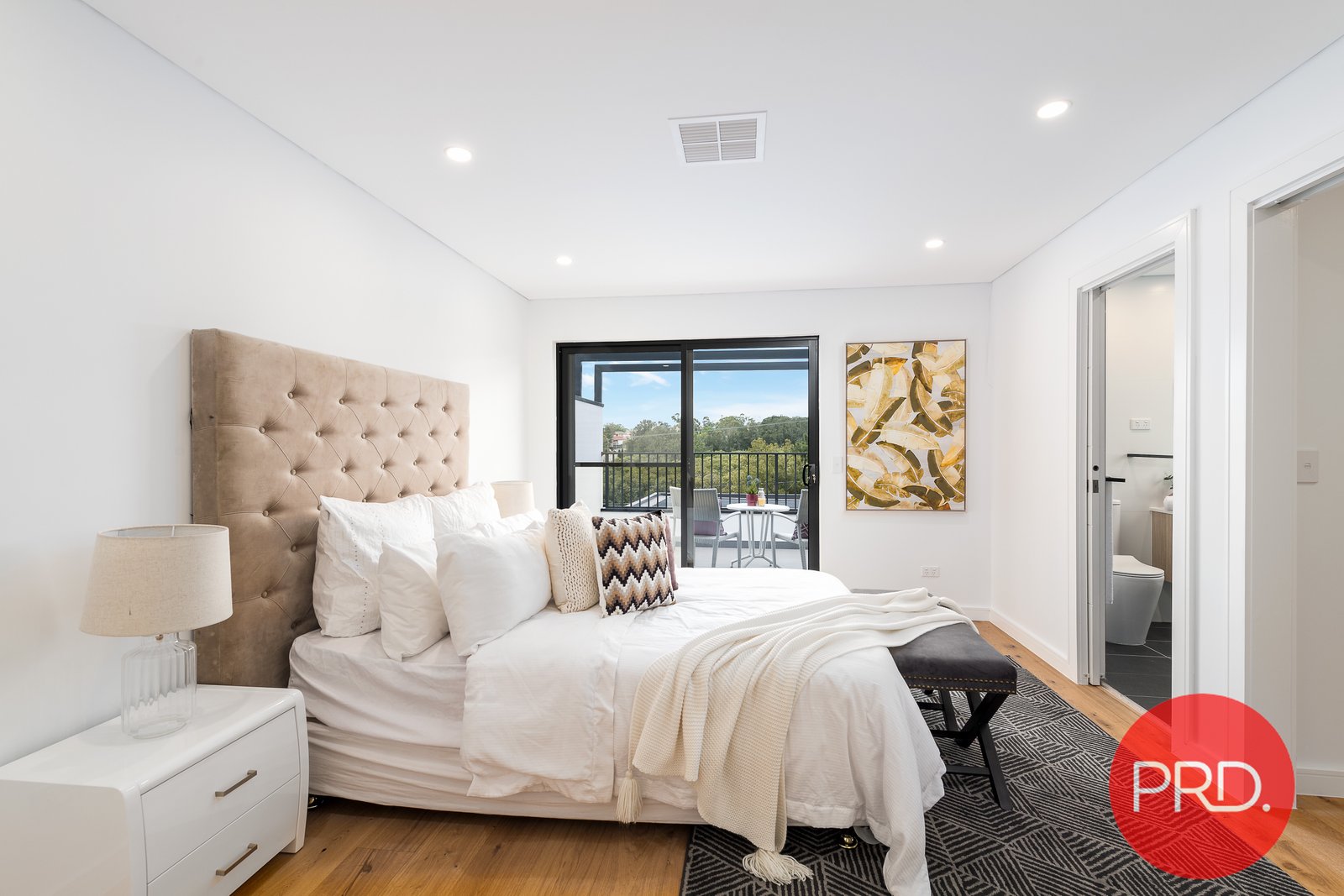 60a Centaur Street REVESBY 9