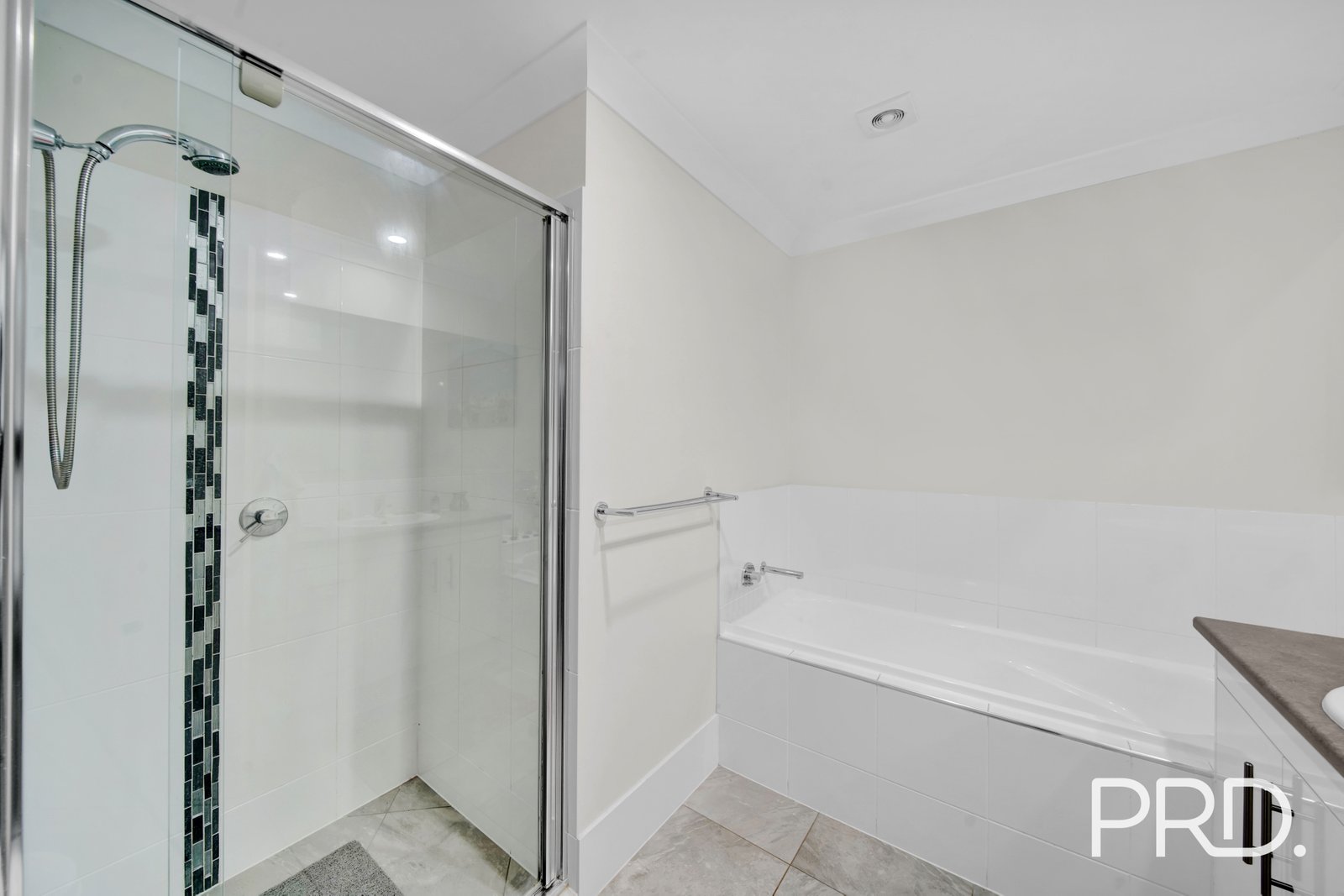 6/1-9 ARTHUR Street ORMISTON 12