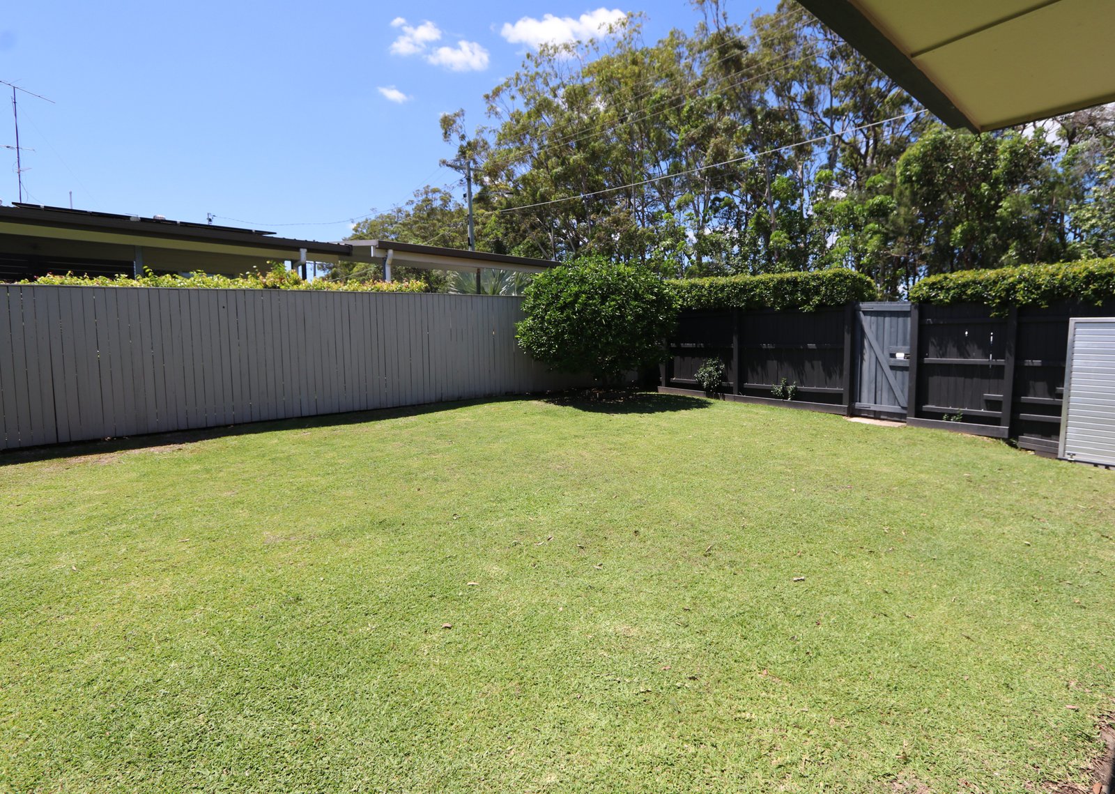 61 Baratta Street SOUTHPORT 2