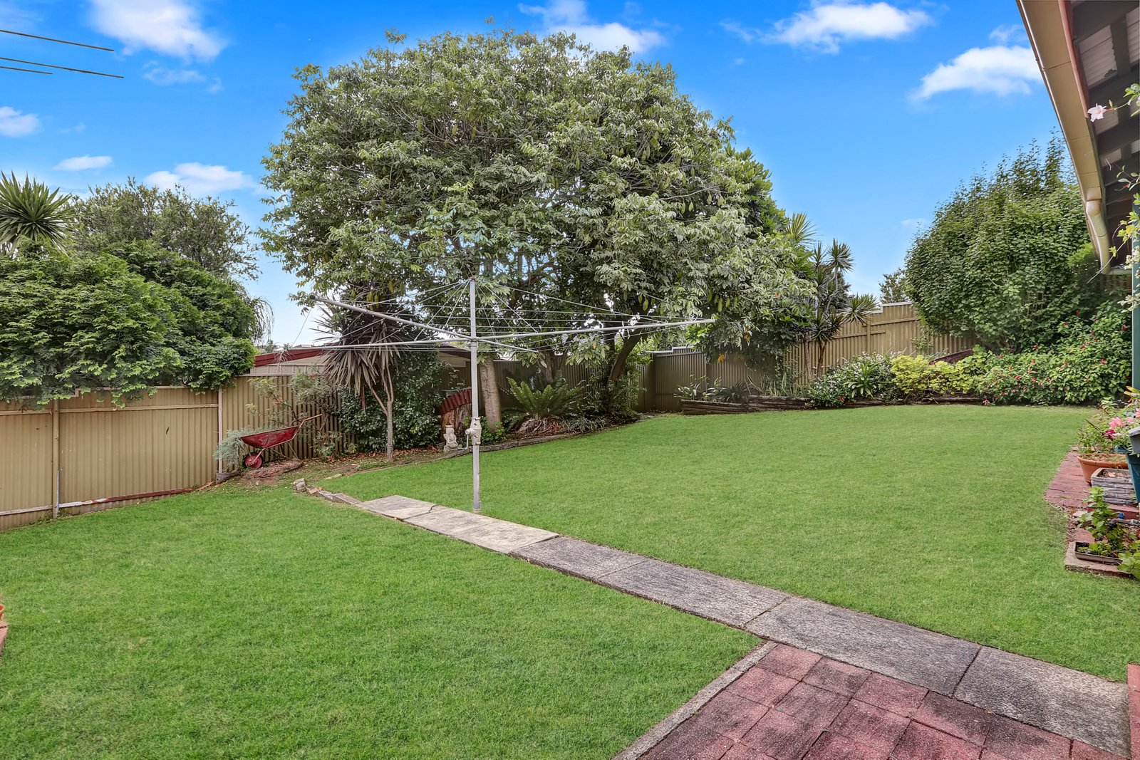 61 Beltana Avenue DAPTO 10