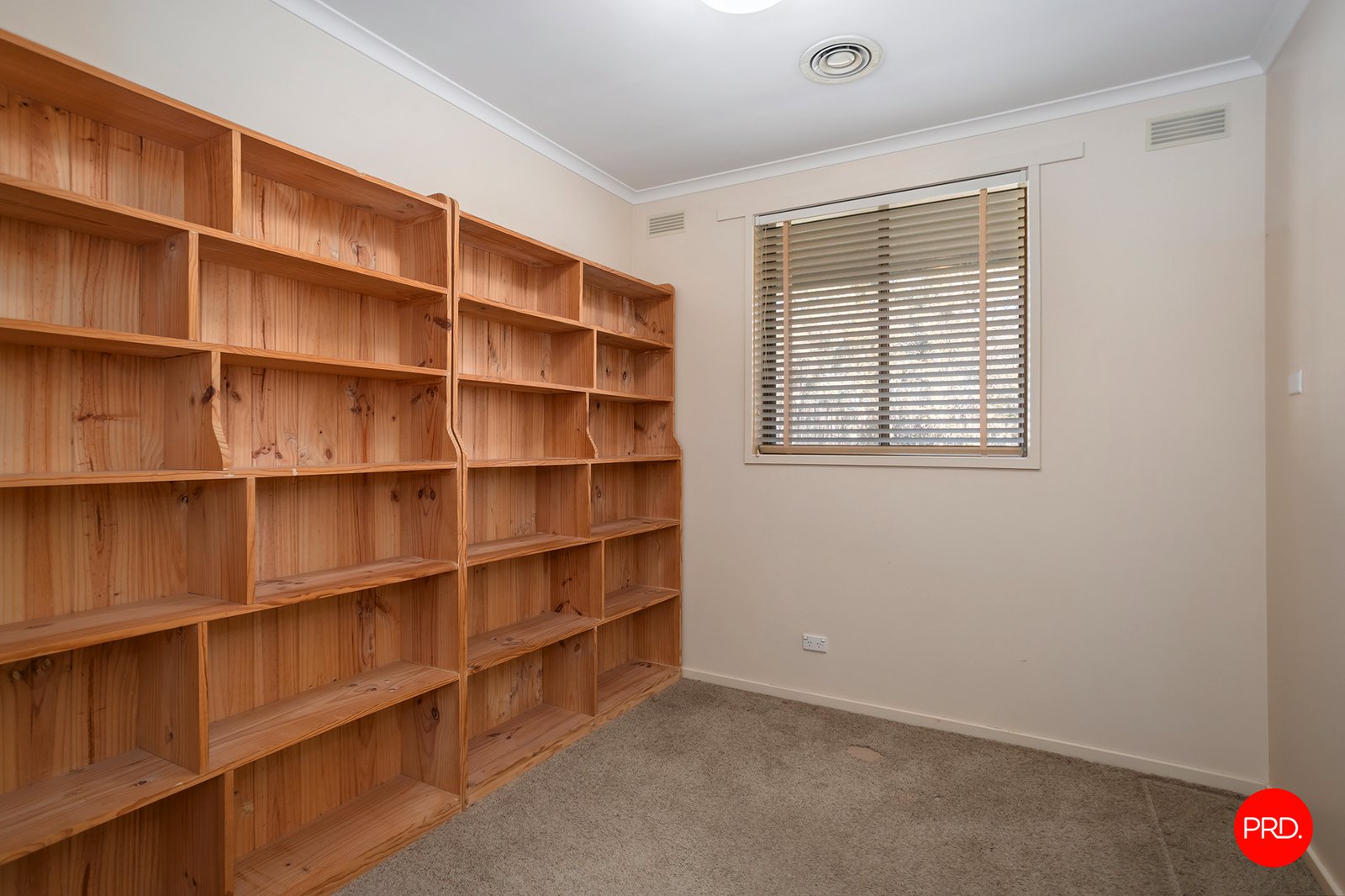 61 Bennetts Road LONGLEA 17