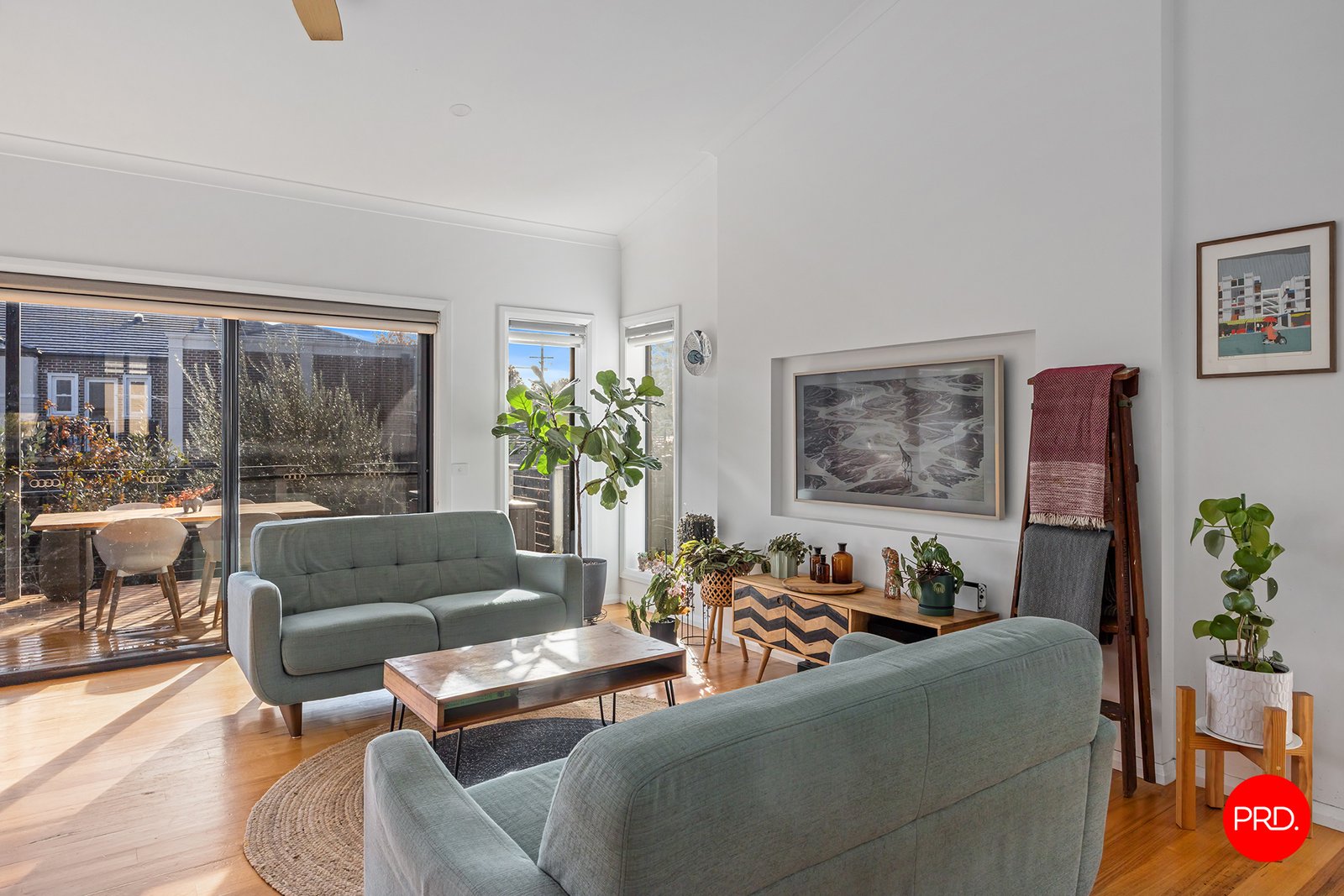 61 Blakeley Road CASTLEMAINE 8