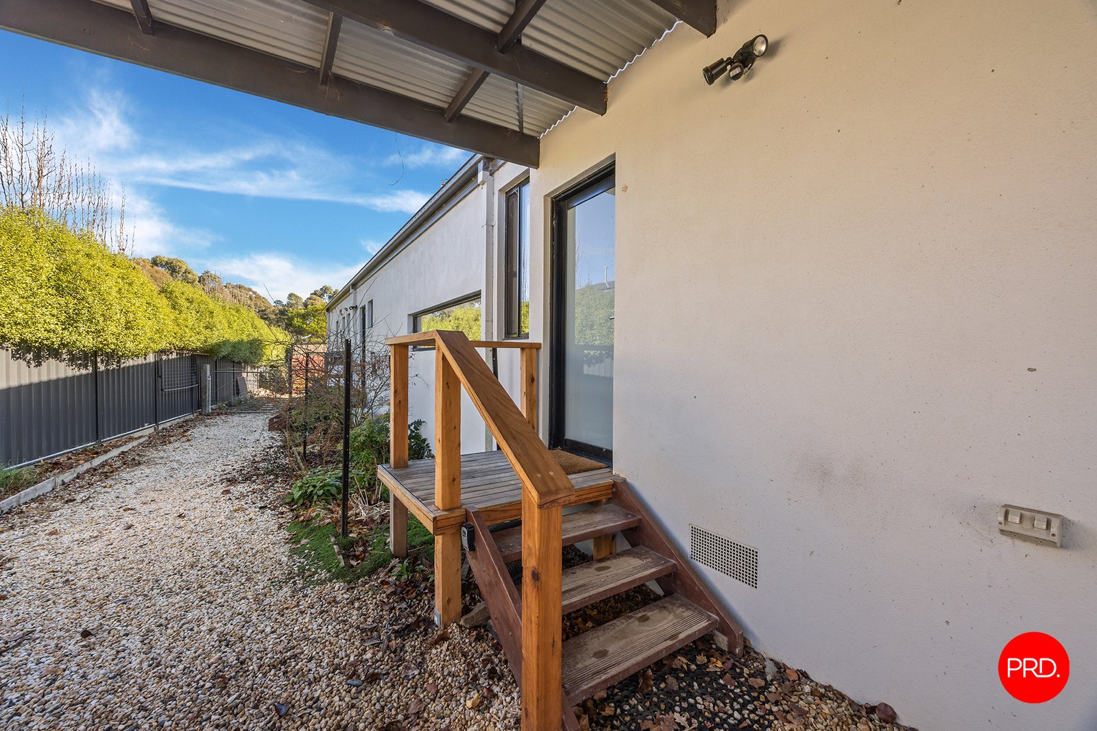 61 Blakeley Road CASTLEMAINE 16