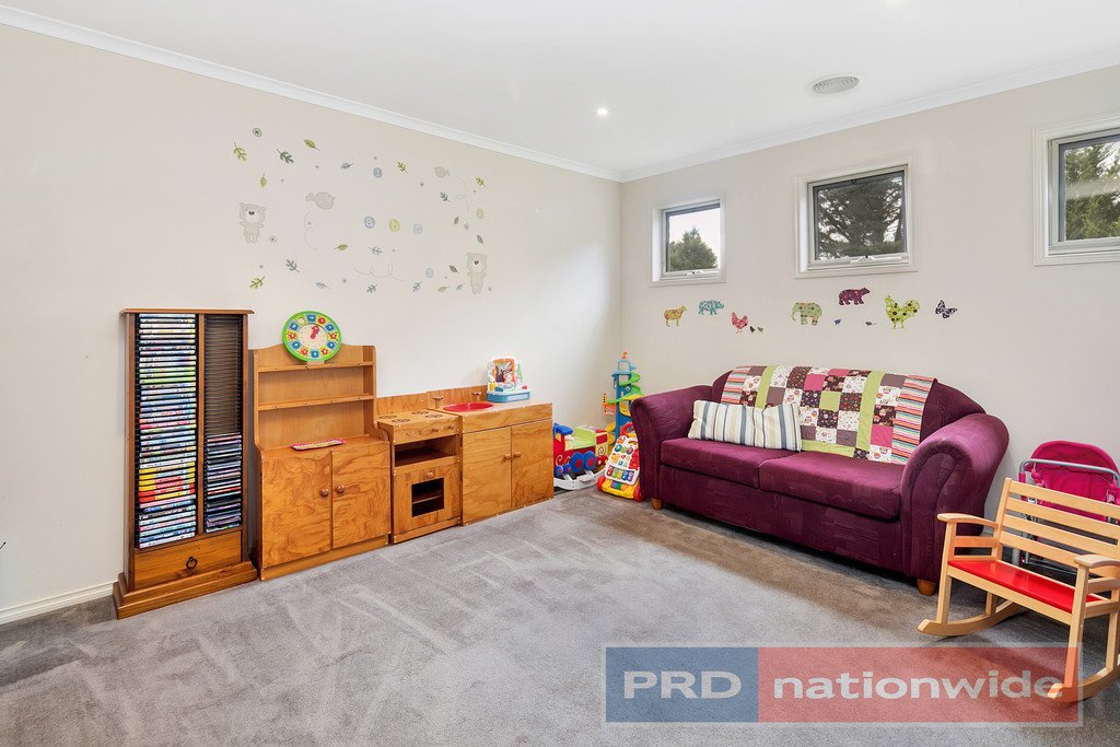 61 Briardale Avenue ENFIELD 12