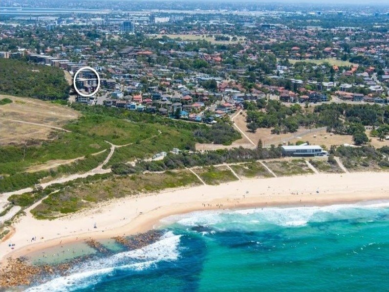 6/1 Brown Road MAROUBRA 2