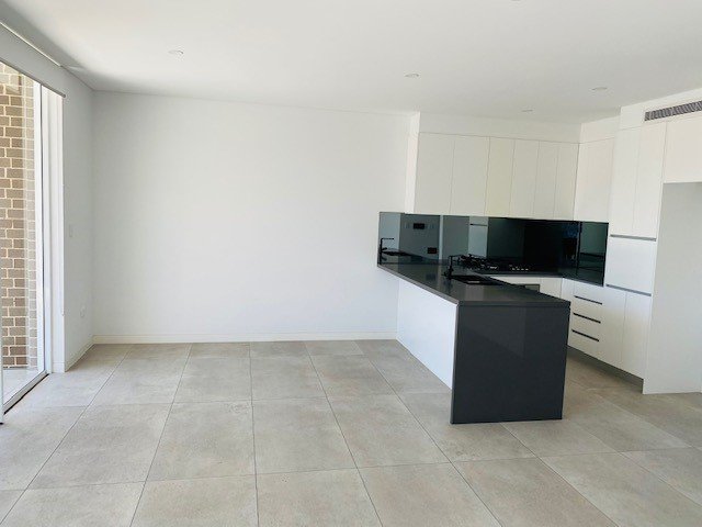 6/1 Caledonian Street BEXLEY 4