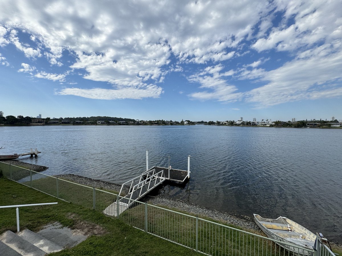 61 Cassowary Drive Burleigh Waters 2