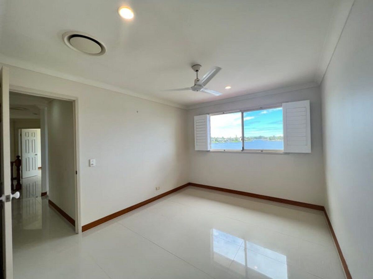 61 Cassowary Drive Burleigh Waters 15