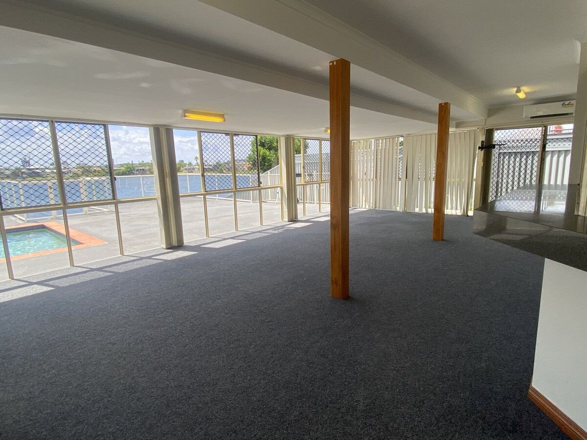 61 Cassowary Drive Burleigh Waters 19