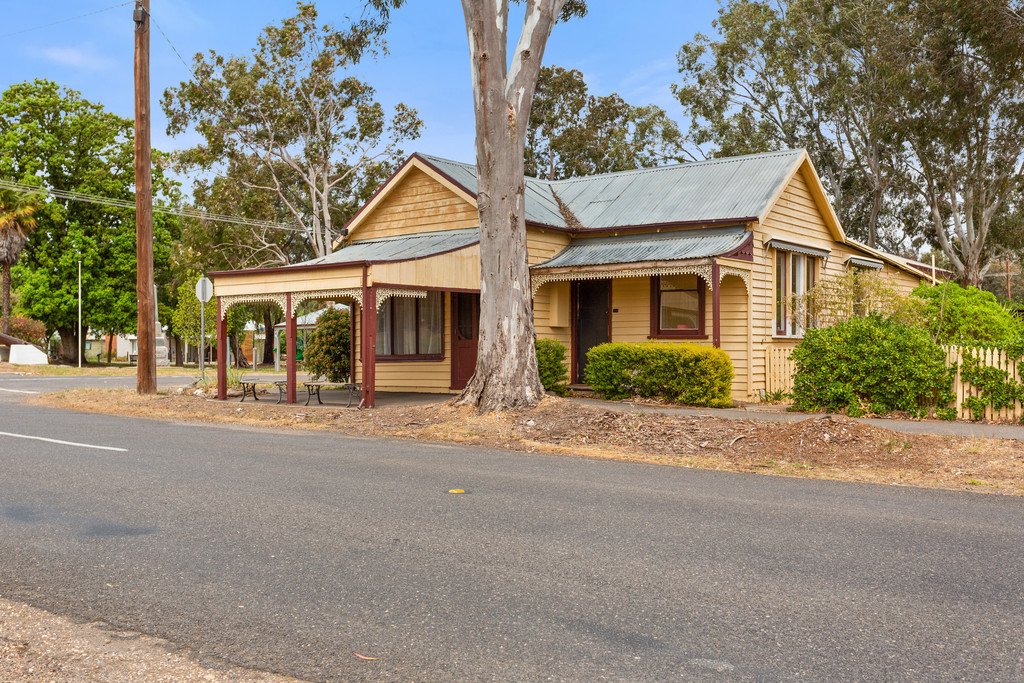 61 Commercial Road TARNAGULLA 1