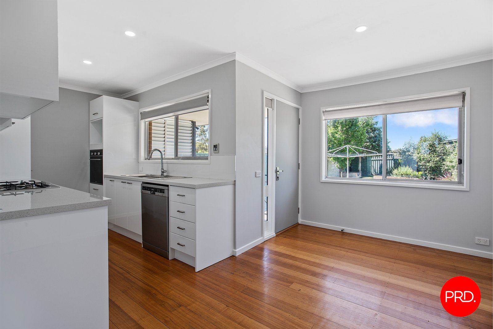 61 Derwent Drive LONG GULLY 5