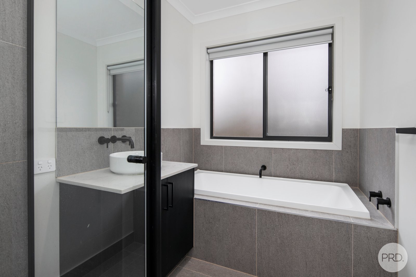 61 Elegante Road WINTER VALLEY 12