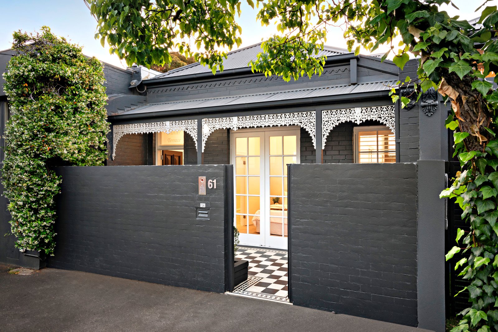 61 Fairbairn Road, Toorak, 3142