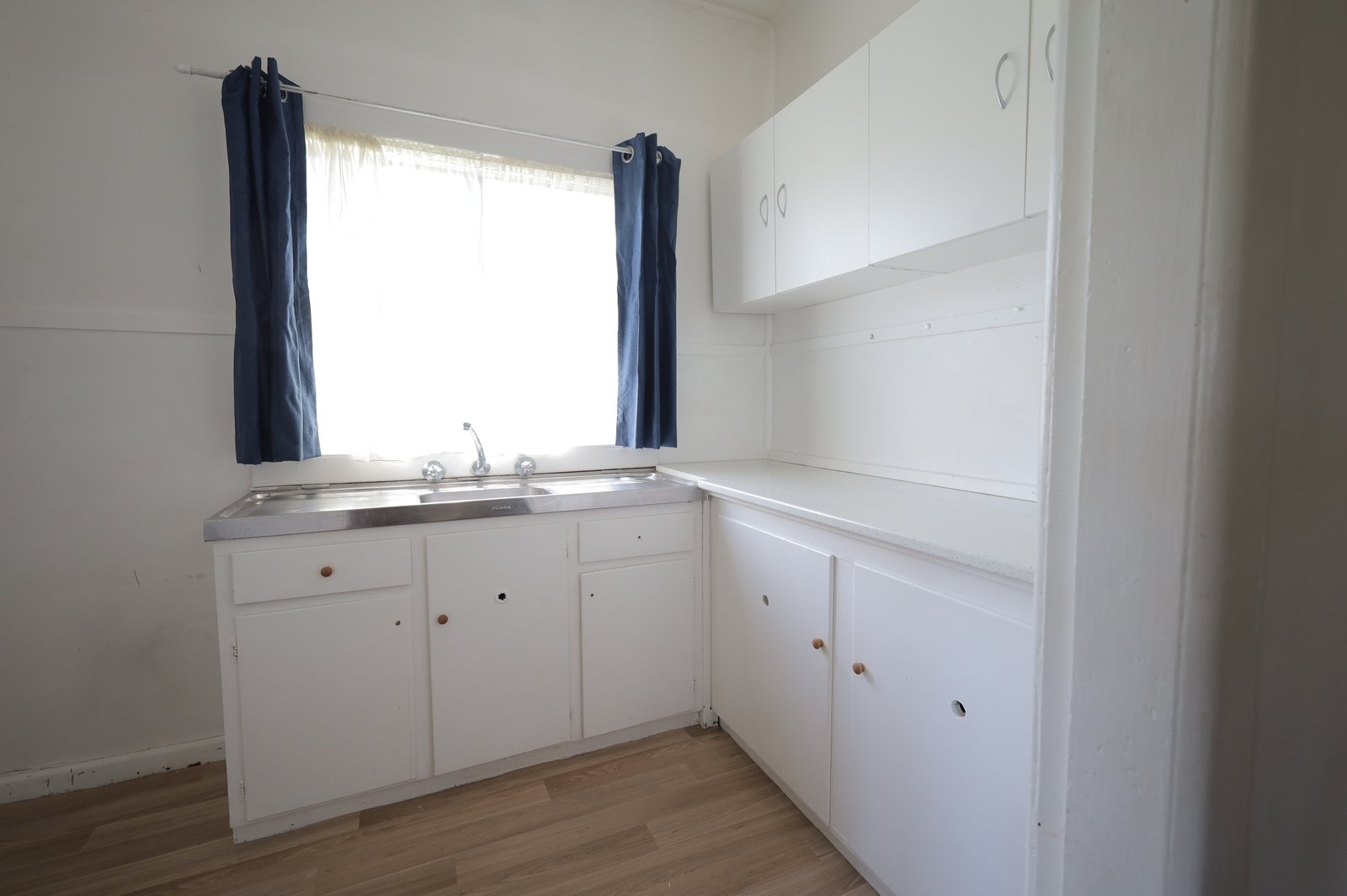 61 Gardiner Road ORANGE 2