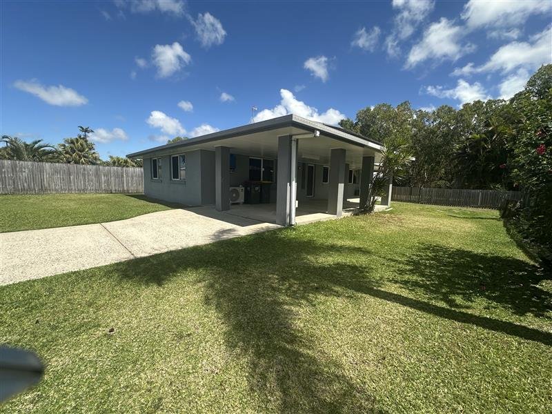 61 Geoffrey Thomas Drive BUCASIA 1