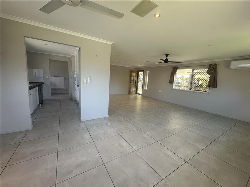 61 Geoffrey Thomas Drive BUCASIA 3