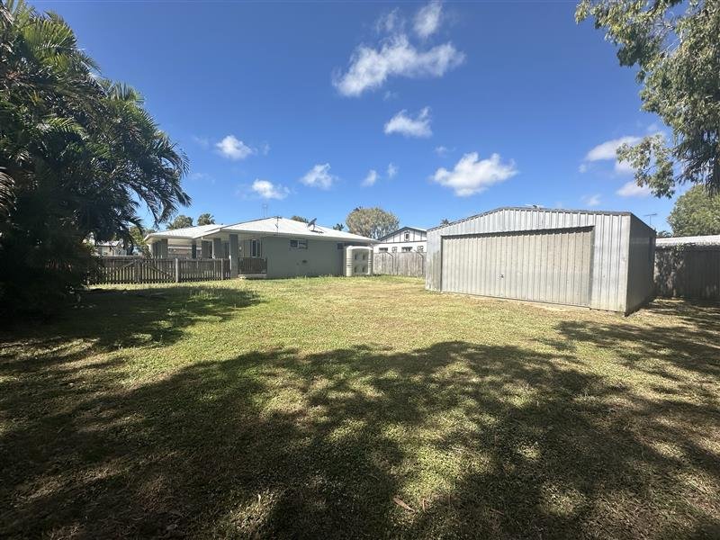 61 Geoffrey Thomas Drive BUCASIA 10