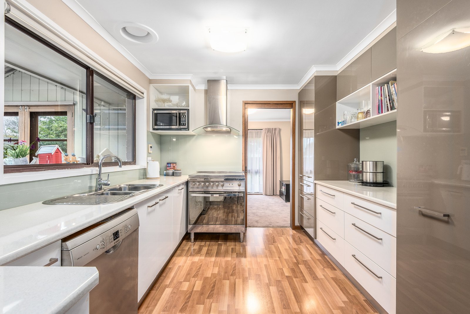 Gallery: 61 High Street