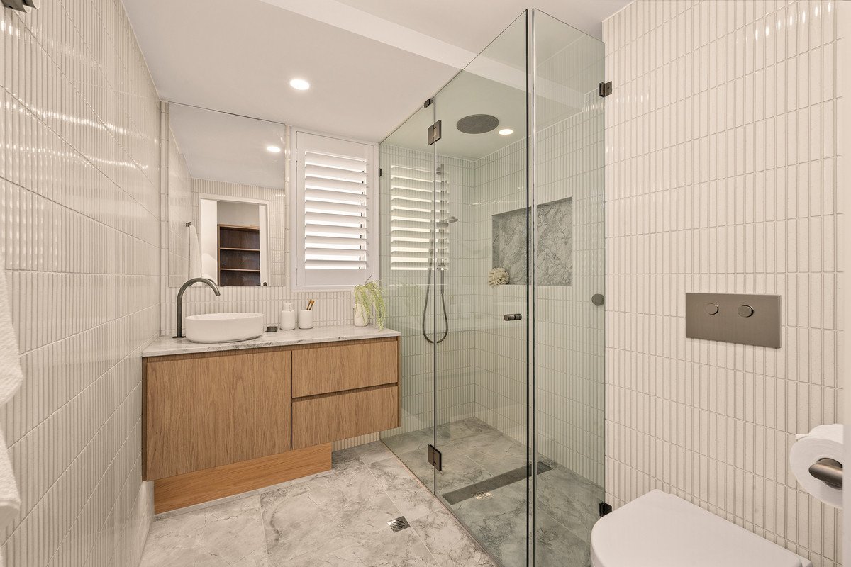 6/1 Hill Avenue Burleigh Heads 7