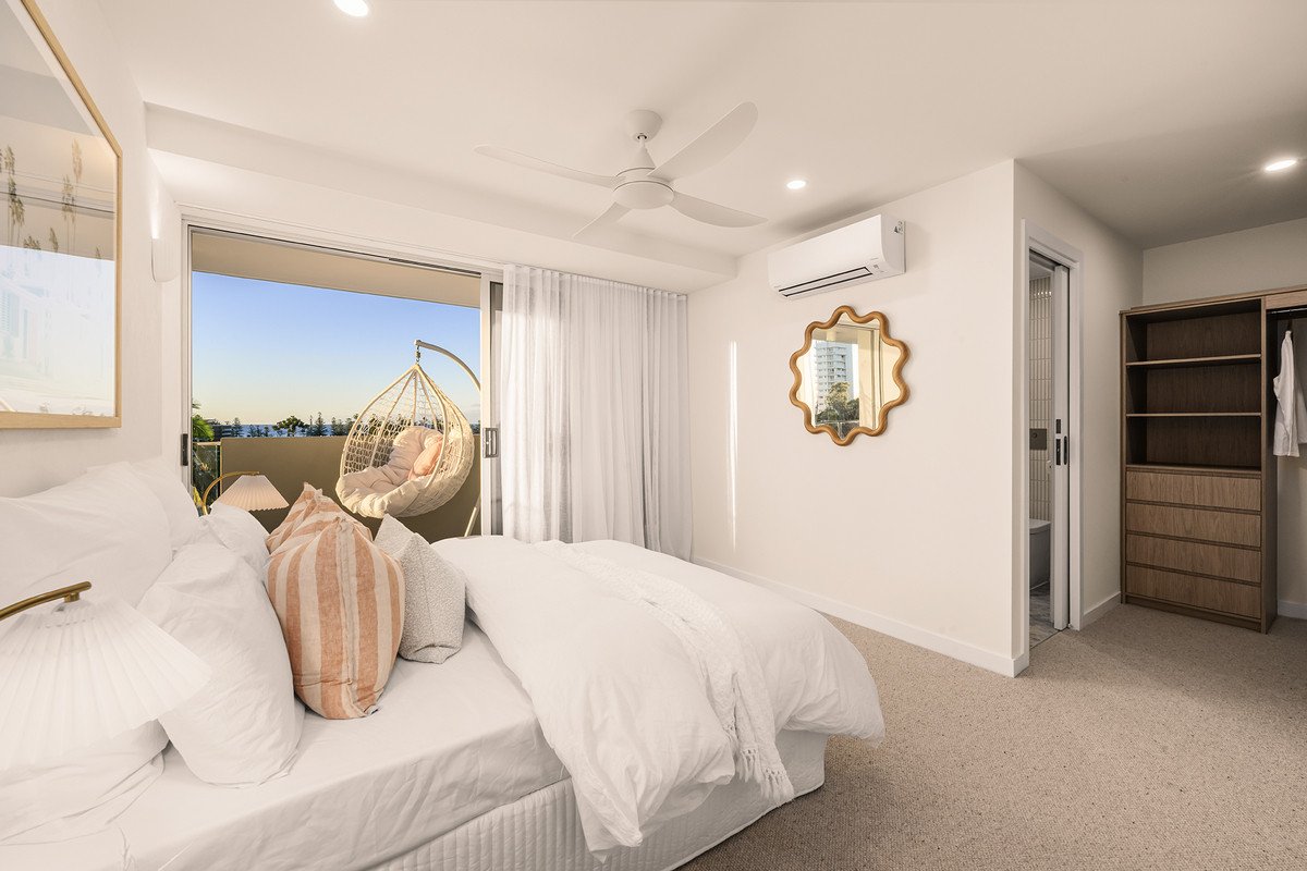 6/1 Hill Avenue Burleigh Heads 16