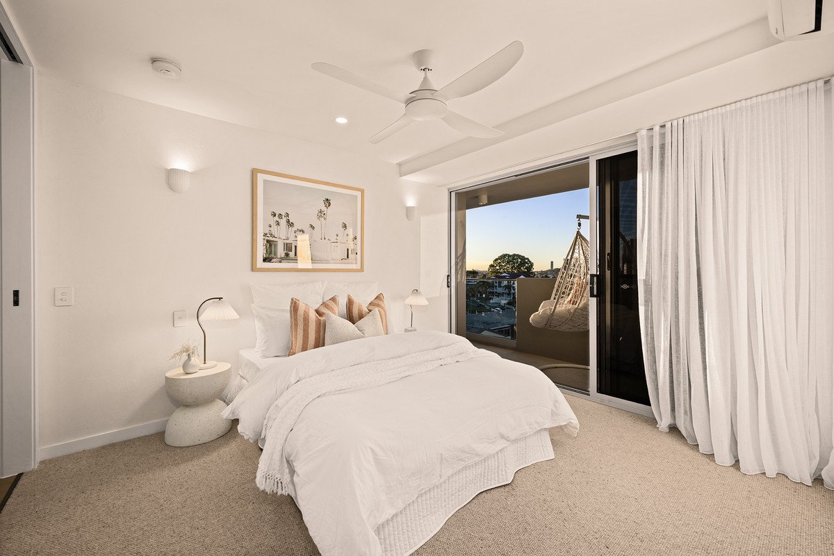 6/1 Hill Avenue Burleigh Heads 17