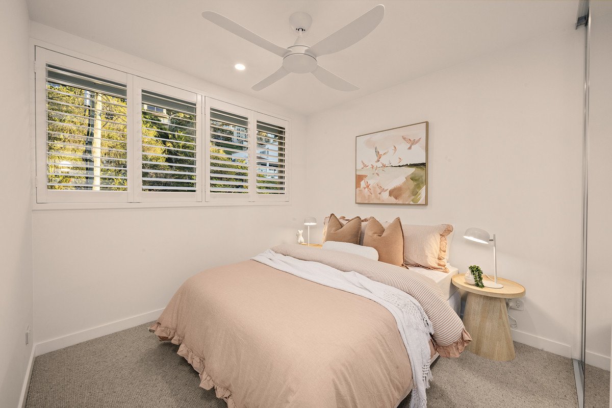 6/1 Hill Avenue Burleigh Heads 19