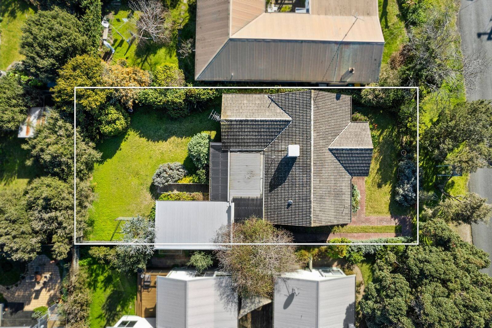 Real Estate and Property in 61 Kirk Road, Point Lonsdale, VIC