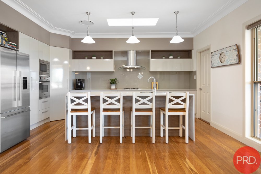 61 Largs Avenue LARGS 7