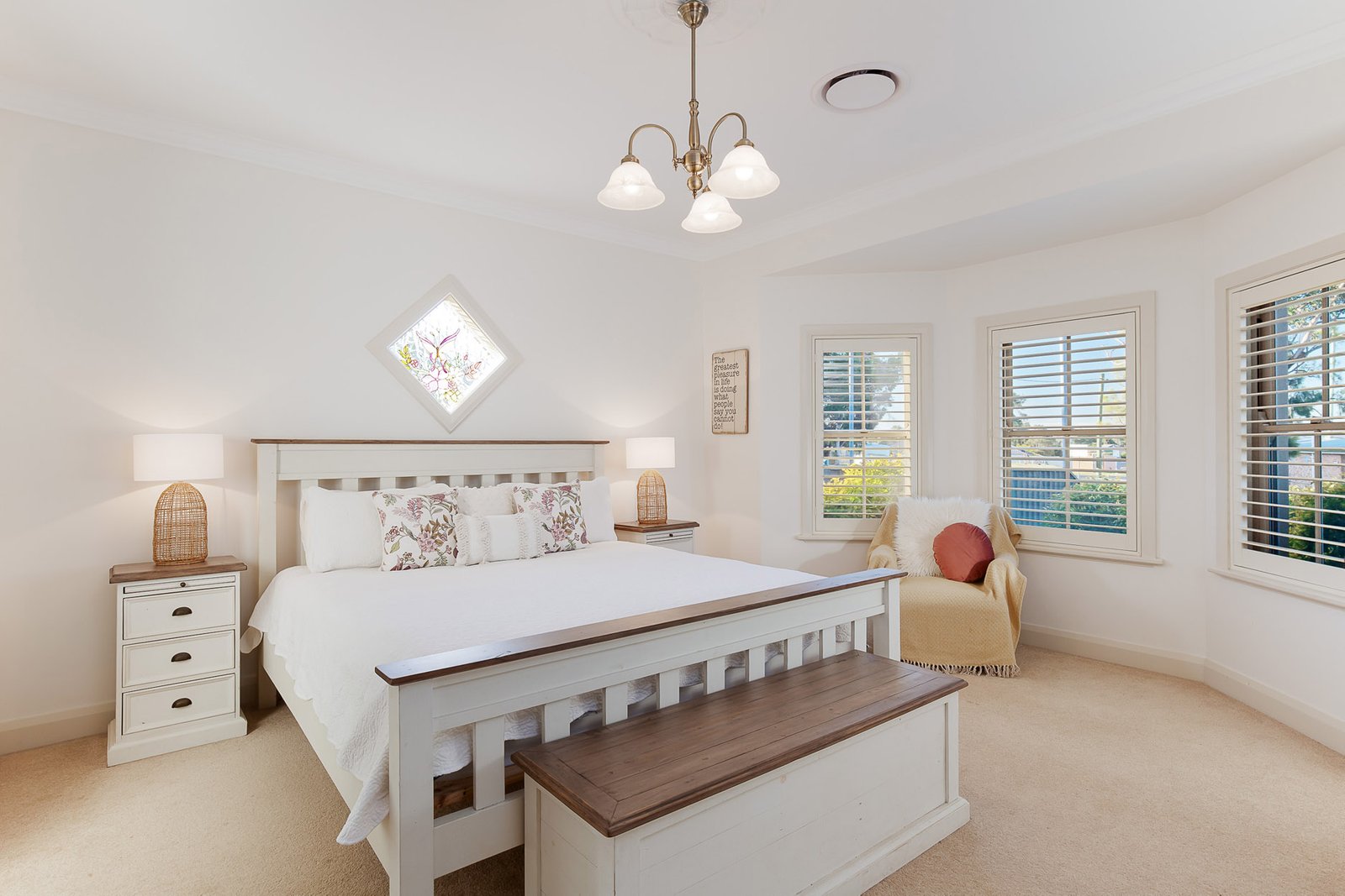 61 Largs Avenue LARGS 9