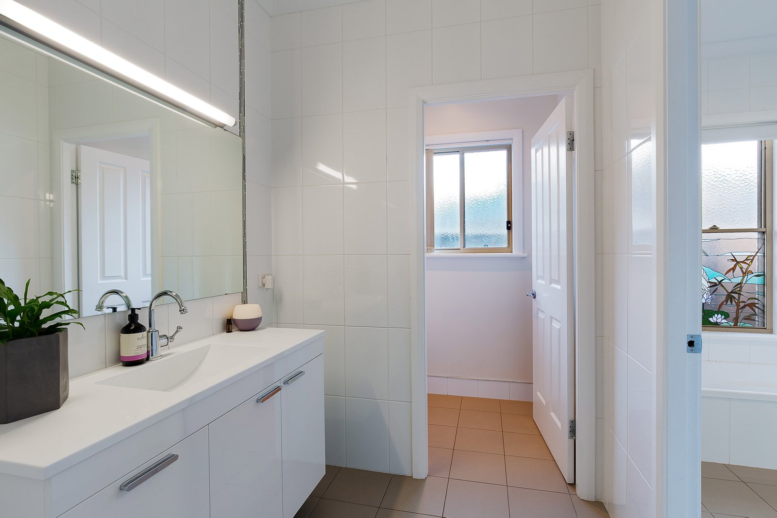 61 Largs Avenue LARGS 16