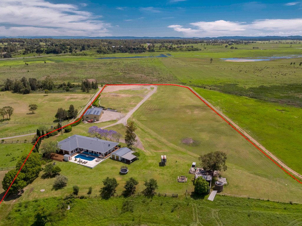 61 Lenaghans Drive BLACK HILL 3