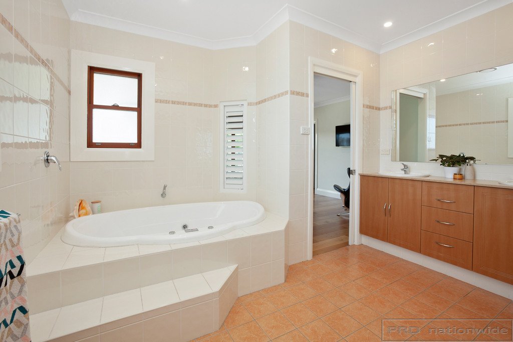 61 Lenaghans Drive BLACK HILL 16