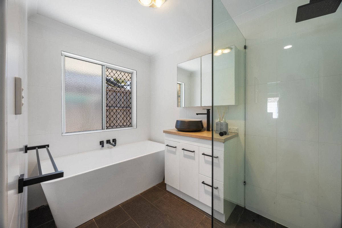 61 Leviathan Drive Mudgeeraba 17