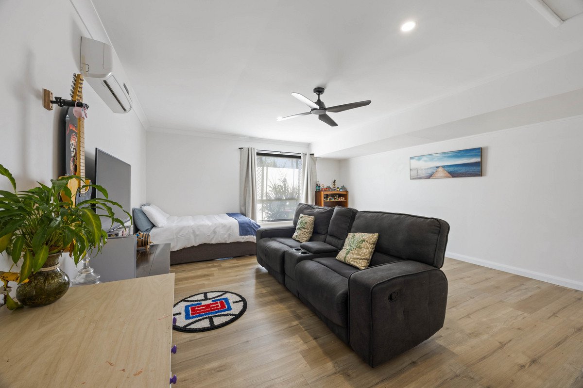61 Leviathan Drive Mudgeeraba 21