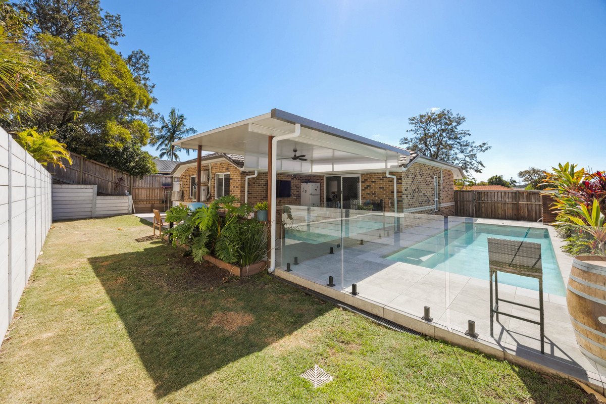 61 Leviathan Drive Mudgeeraba 27