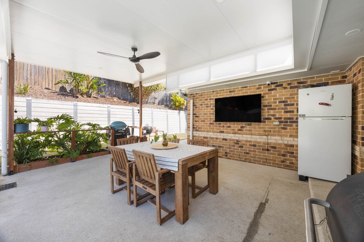 61 Leviathan Drive Mudgeeraba 32