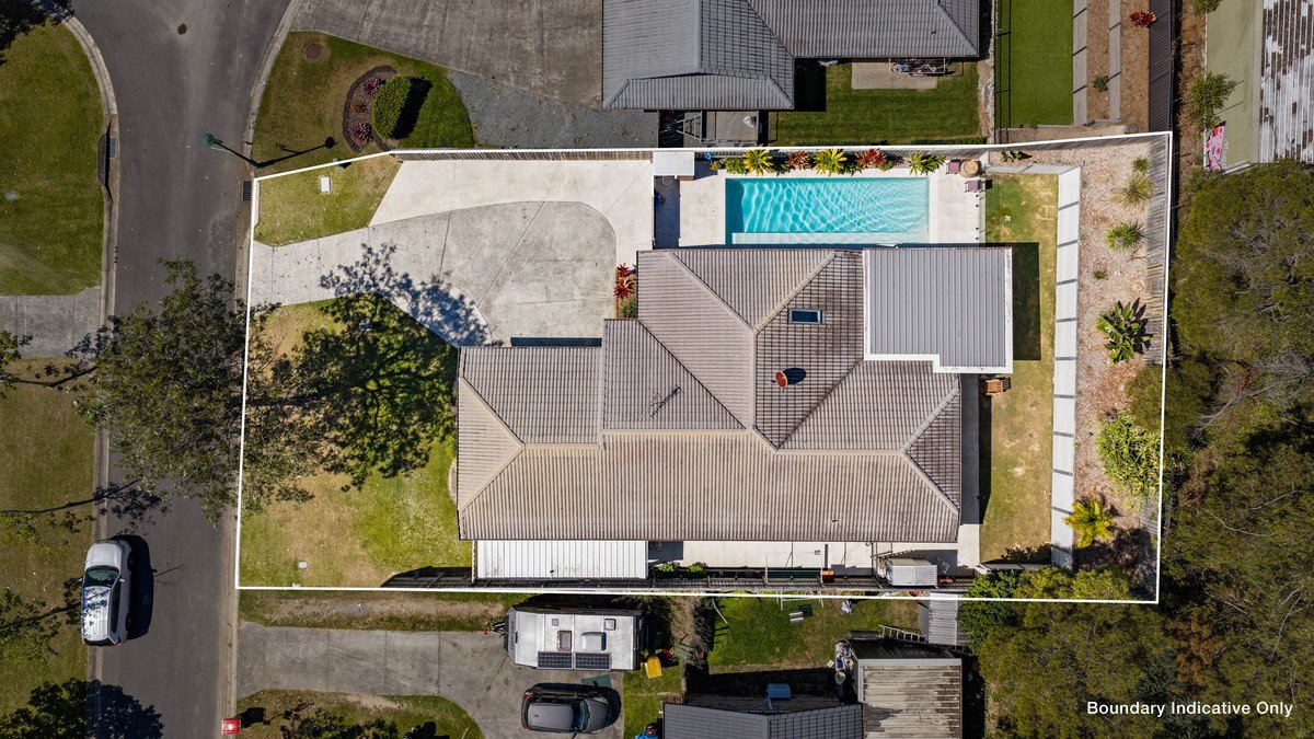 61 Leviathan Drive Mudgeeraba 33