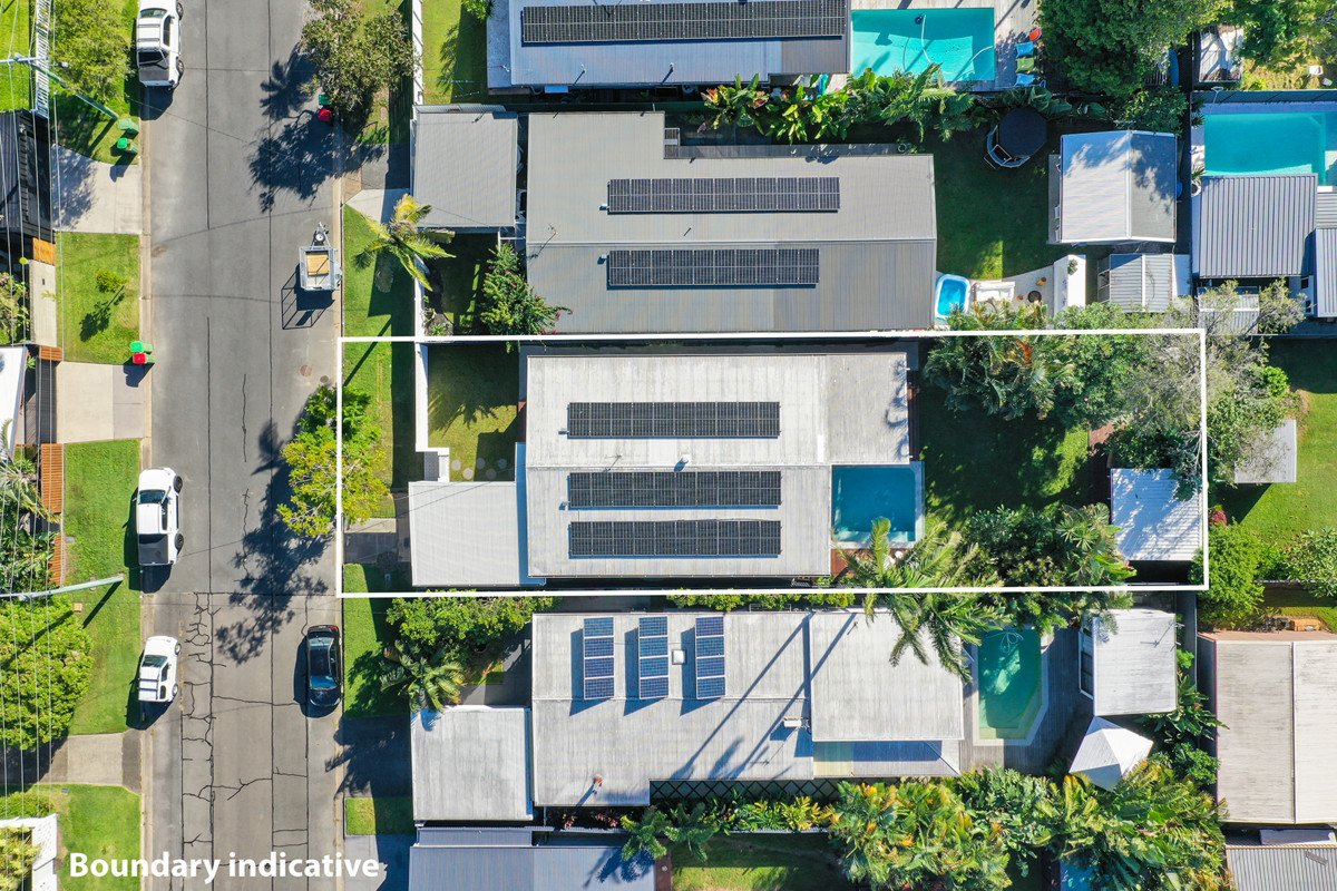 61 Manus Avenue Palm Beach 26