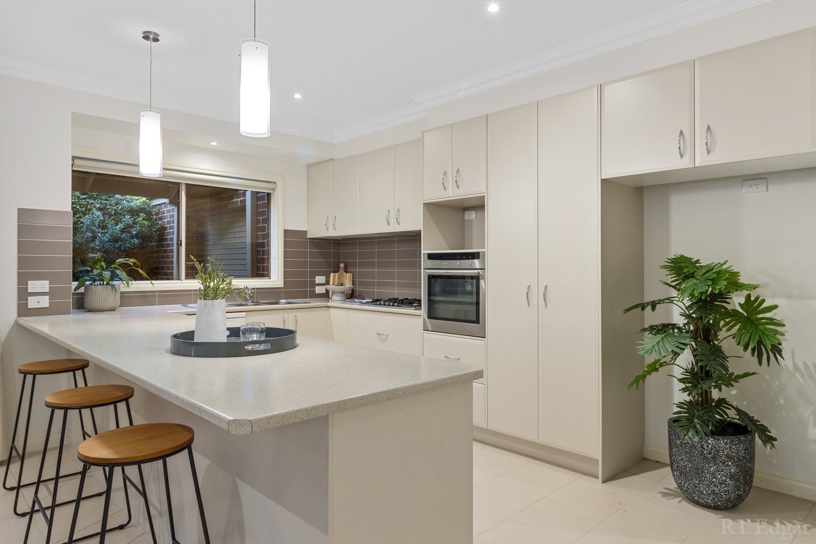 Real Estate and Property in 61 Morna Road, Doncaster East, VIC