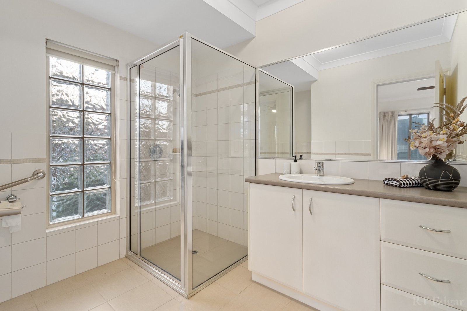 Real Estate and Property in 61 Morna Road, Doncaster East, VIC