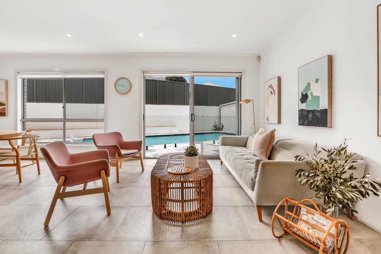 61 Morson Avenue HORSLEY 6