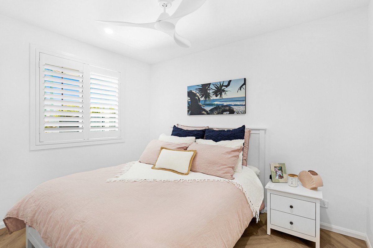 61 Nobby Parade MIAMI 13