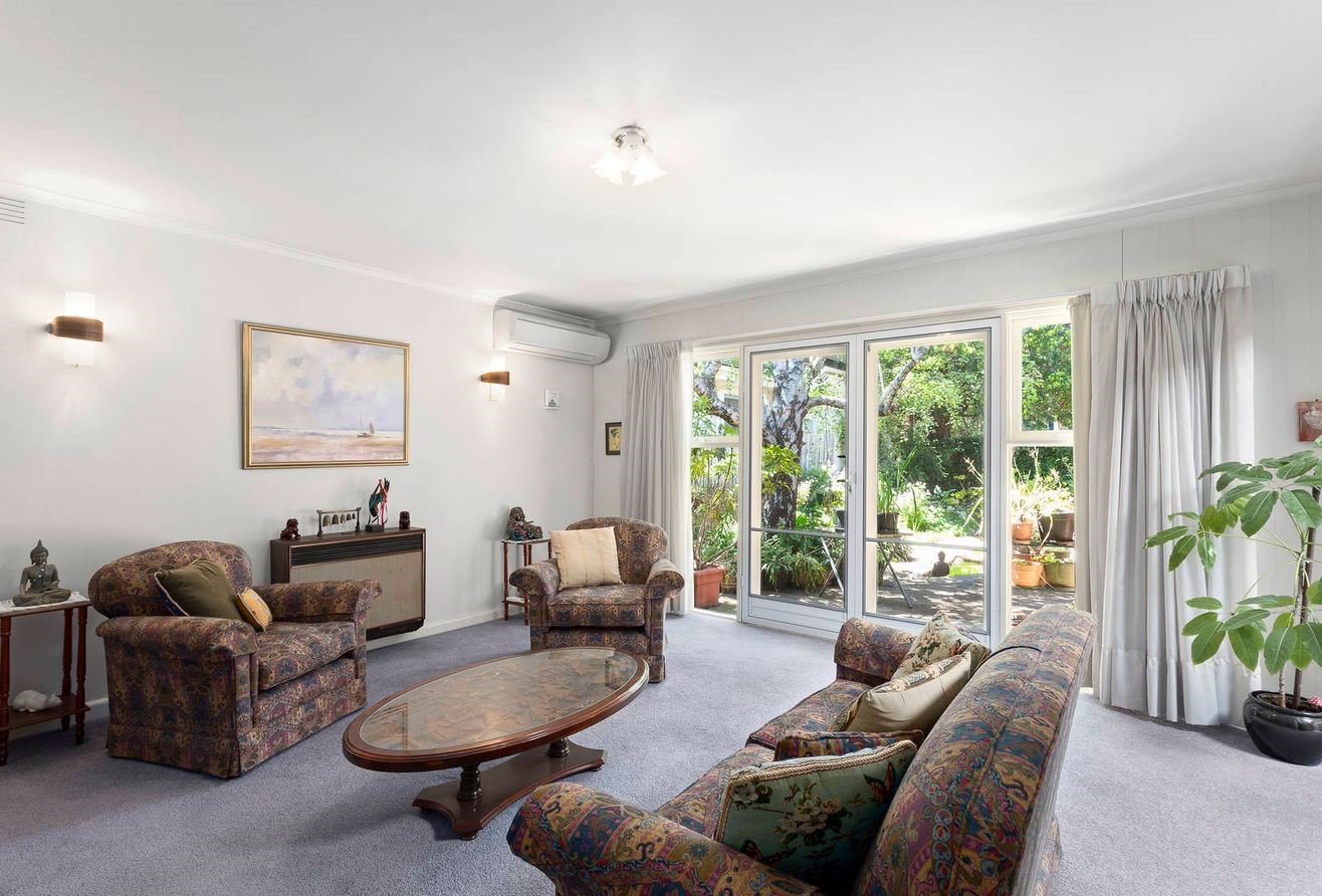 Gallery: 61 Oak Street